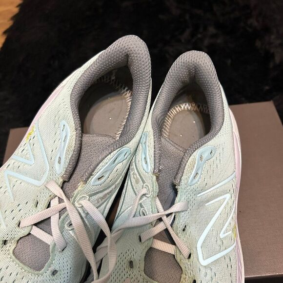 NEW BALANCE athletic training running lace up shoes sneakers women's 8 - Picture 5 of 8